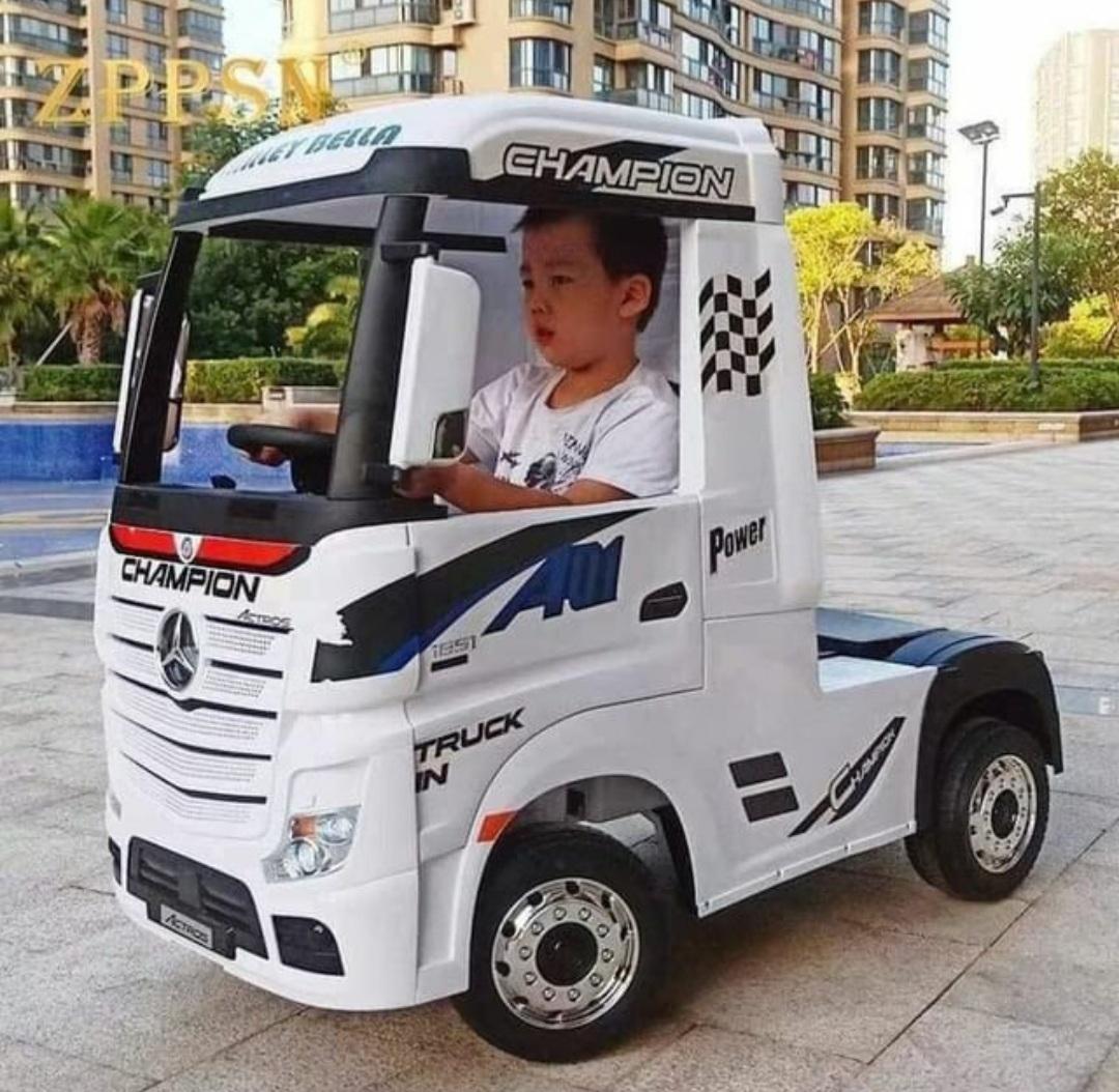 elektromos-gyerek-kamion-akkumulatoros-kulonleges-ajandek