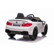 Kép 2/10 - BMW M5 elektromos 24 Voltos kisautó gyerekeknek bőrüléssel, gumi kerékkel, távirányítóval, fehér színben