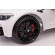 Kép 6/10 - BMW M5 elektromos 24 Voltos kisautó gyerekeknek bőrüléssel, gumi kerékkel, távirányítóval, metál ezüst színben