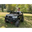 Kép 11/11 - Toyota Hilux elektromos 2 személyes pick up gyerekeknek fehér