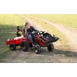 Kép 2/14 - 12 voltos elektromos germek traktor markololapattal utanfutoval piros színben