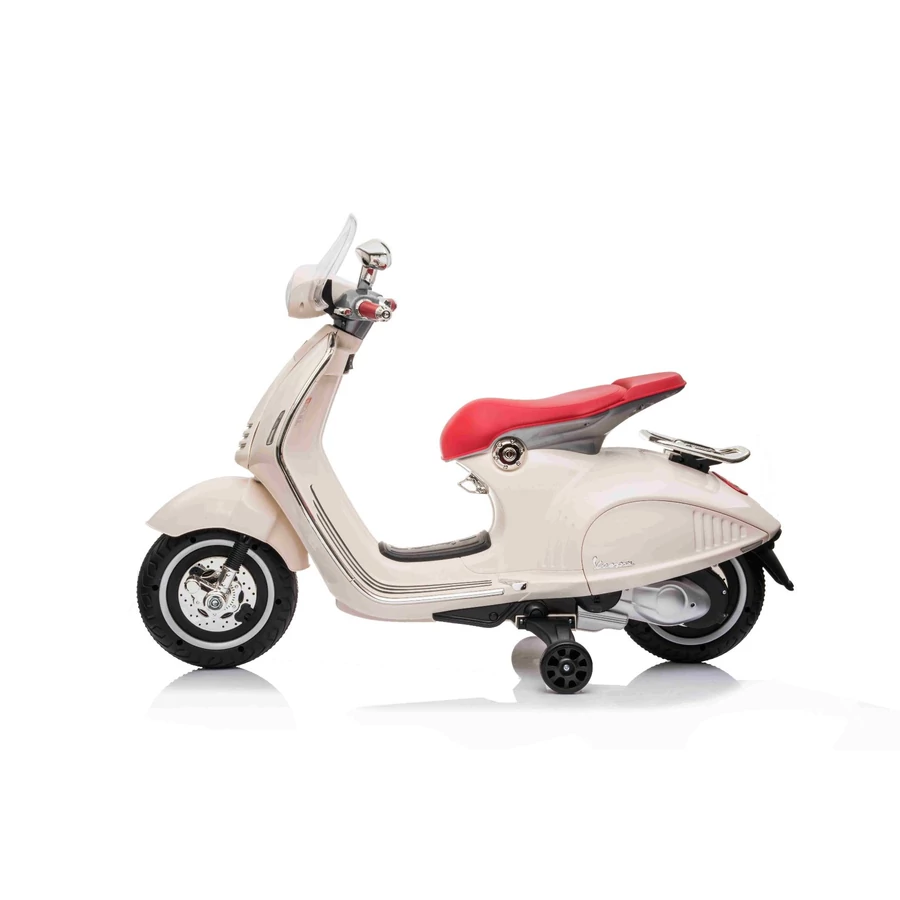 VESPA 946 elektromos gyermek motor 8 éves korig