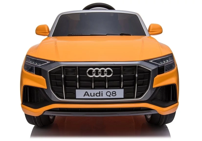 AUDI Q8 elektromos kisautó 2.4 eredeti AUDI licenc