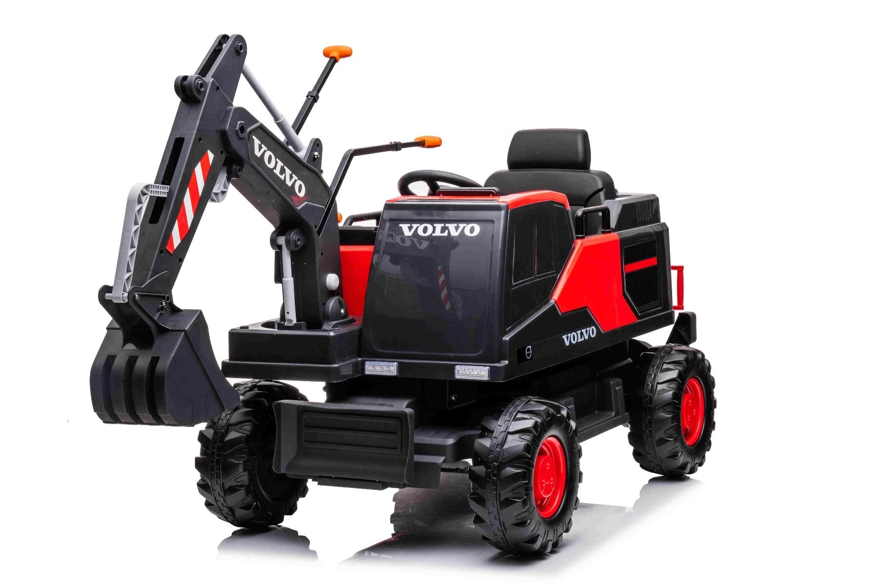 VOLVO EXCAVATOR elektromos traktor és kotrógép markoló lapáttal