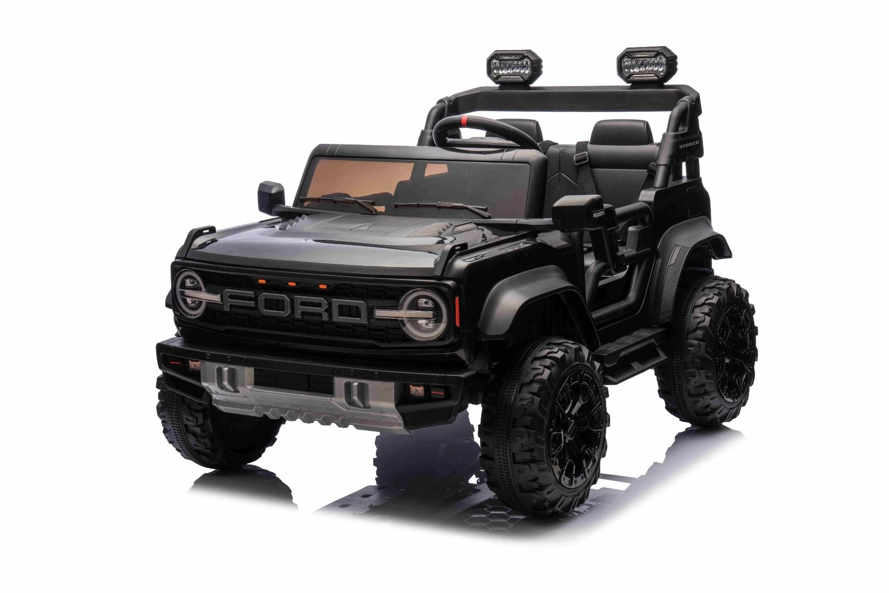 Ford Bronco XL fekete elektromos 2 személyes kisautó LI-akku 2.4 GHZ eredeti Ford licenc
